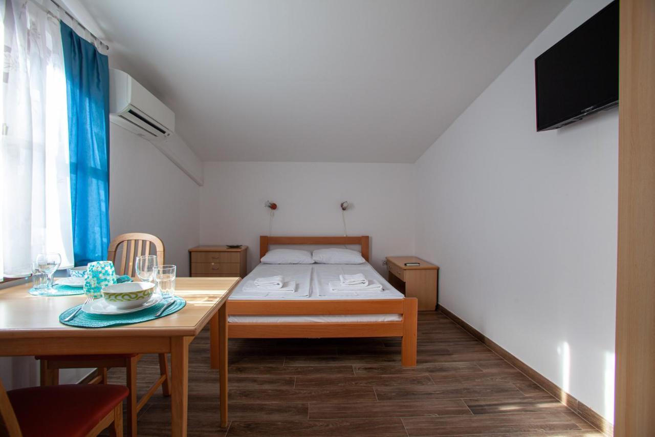 Arcobaleno Apartments 皮兰 外观 照片