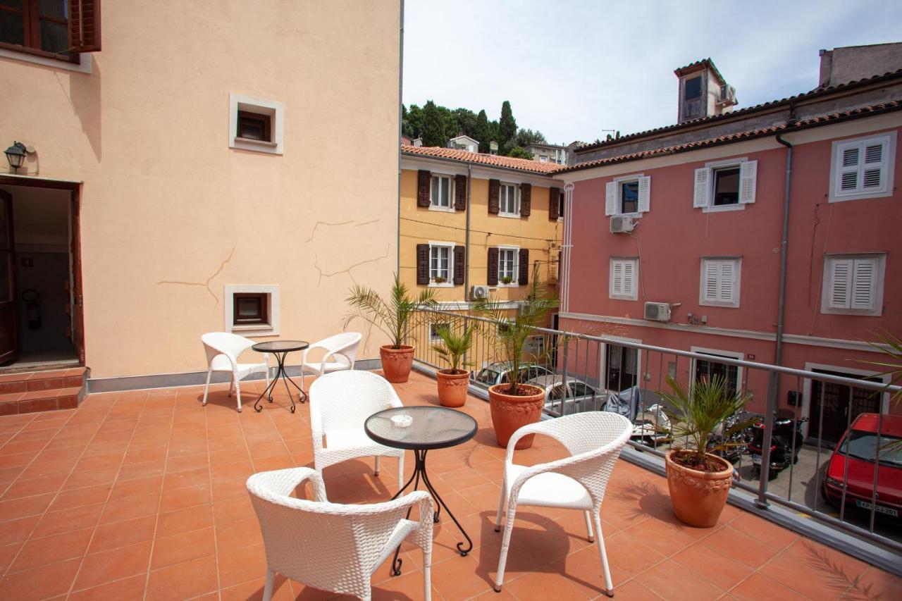 Arcobaleno Apartments 皮兰 外观 照片